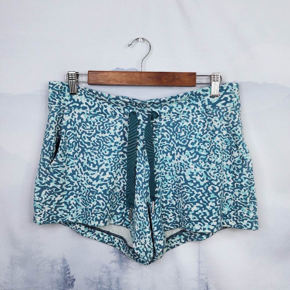 Athleta Balance Shortie Clouded Leopard Blue Women's Large